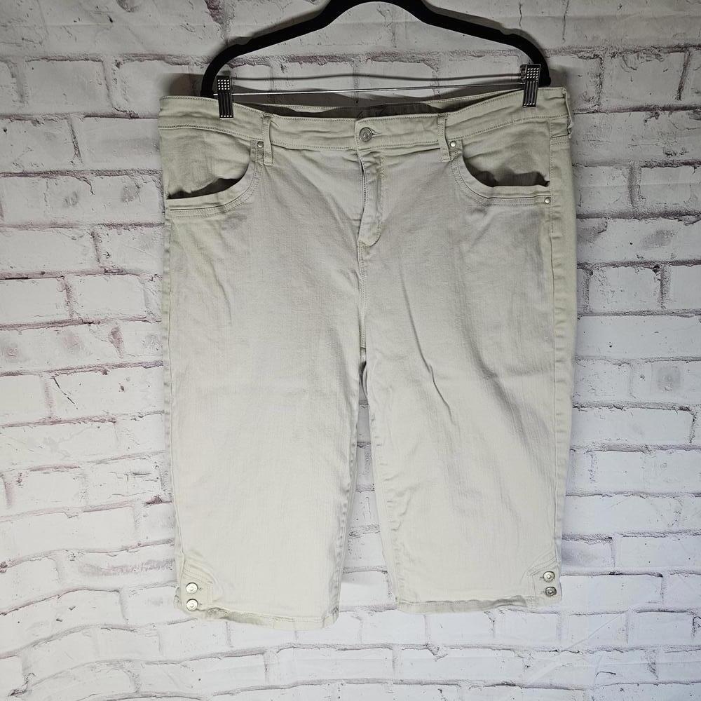 Tan Capris Size 18w